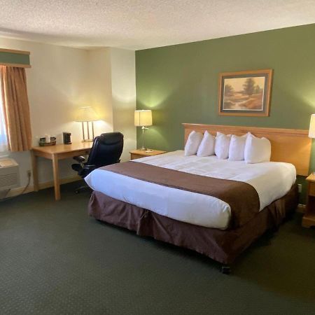 Hotel Baymont By Wyndham Robinson Esterno foto