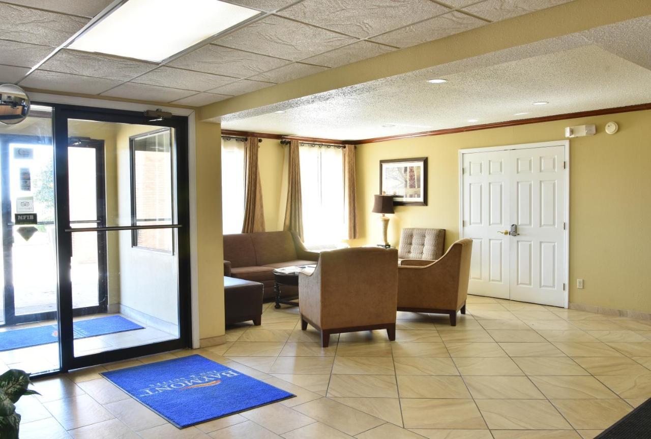 Hotel Baymont By Wyndham Robinson Esterno foto